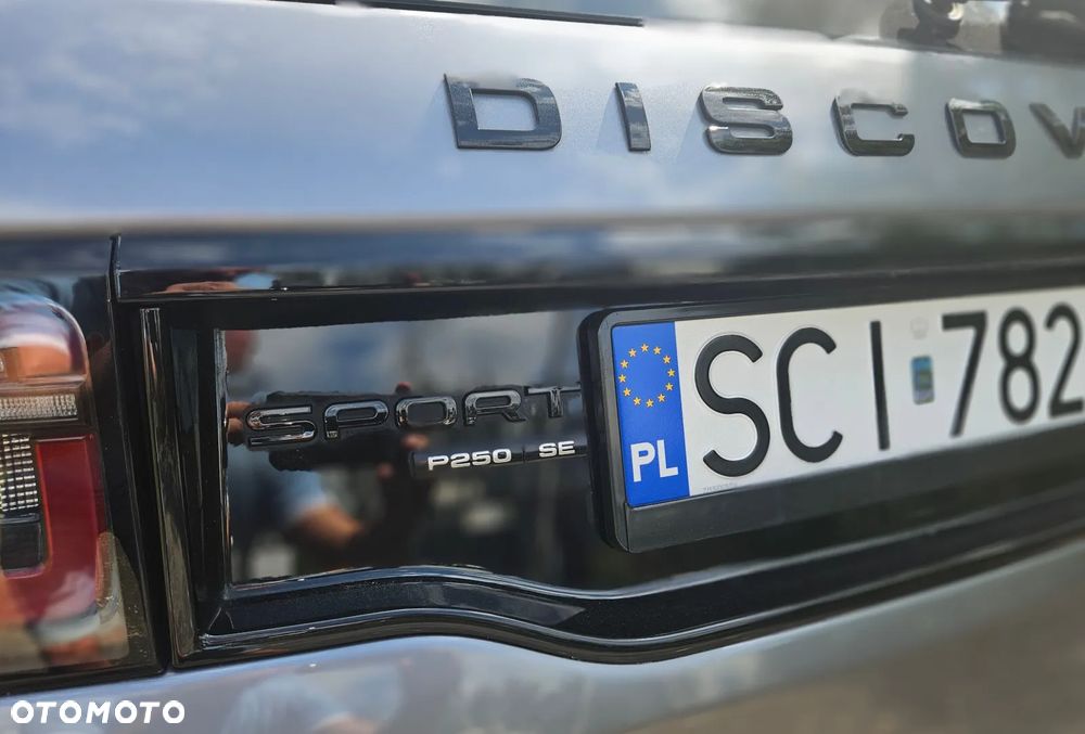Land Rover Discovery Sport P250 SE - 30