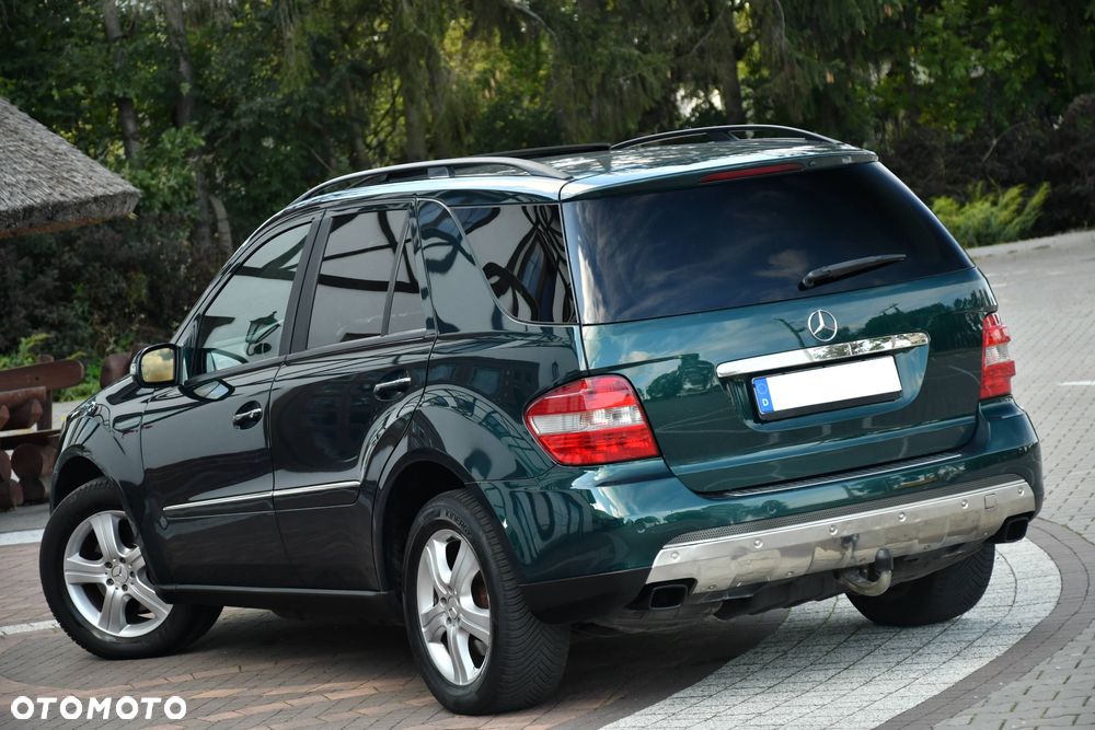 Mercedes-Benz ML 320 CDI 4Matic 7G-TRONIC DPF Edition 10 - 30