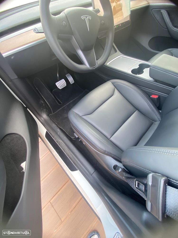 Tesla Model Y Performance Tração Integral - 13