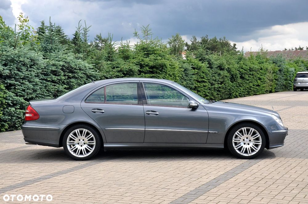 Mercedes-Benz Klasa E - 11