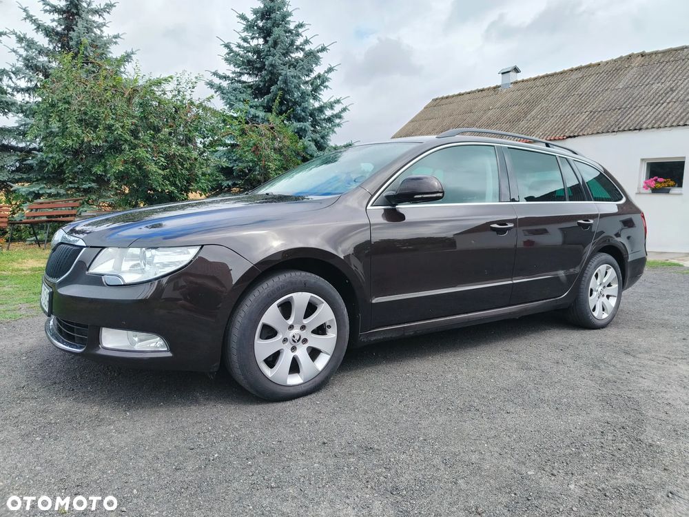 Skoda Superb 2.0 TDI PD Ambition - 1