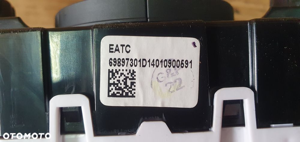 Panel nawiewu klimatyzacji klimy dekor półka tunelu Ford Fiesta MK7 8A6T-18C612-AG - 12