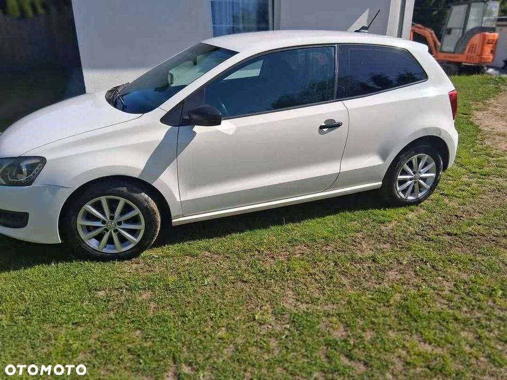 Volkswagen Polo - 2