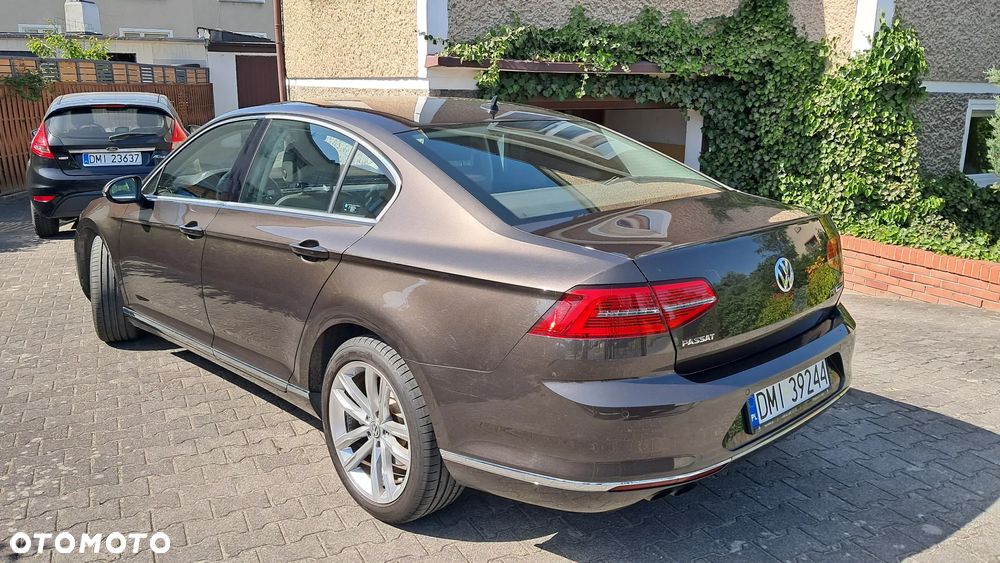 Volkswagen Passat 1.8 TSI BMT Highline - 3
