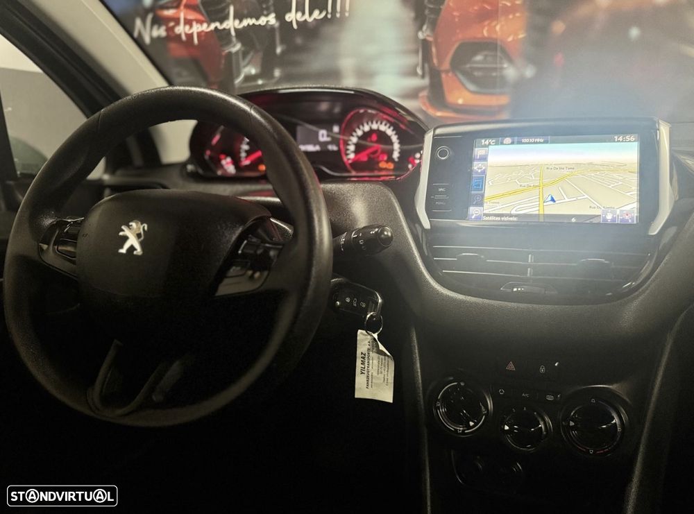 Peugeot 208 1.4 e-HDi Access 2-Tronic - 9