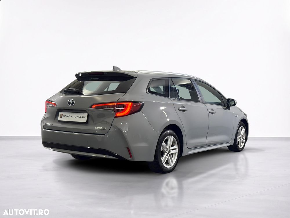 Toyota Corolla - 6