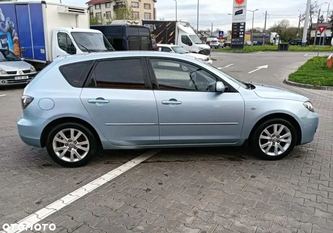 Mazda 3 - 1