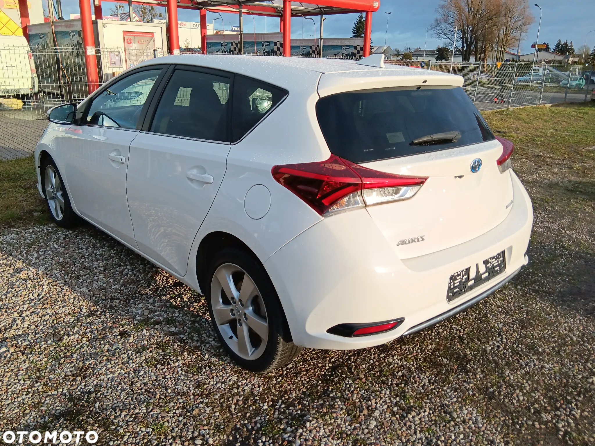Toyota Auris 1.8 VVT-i Hybrid Automatik Comfort - 5