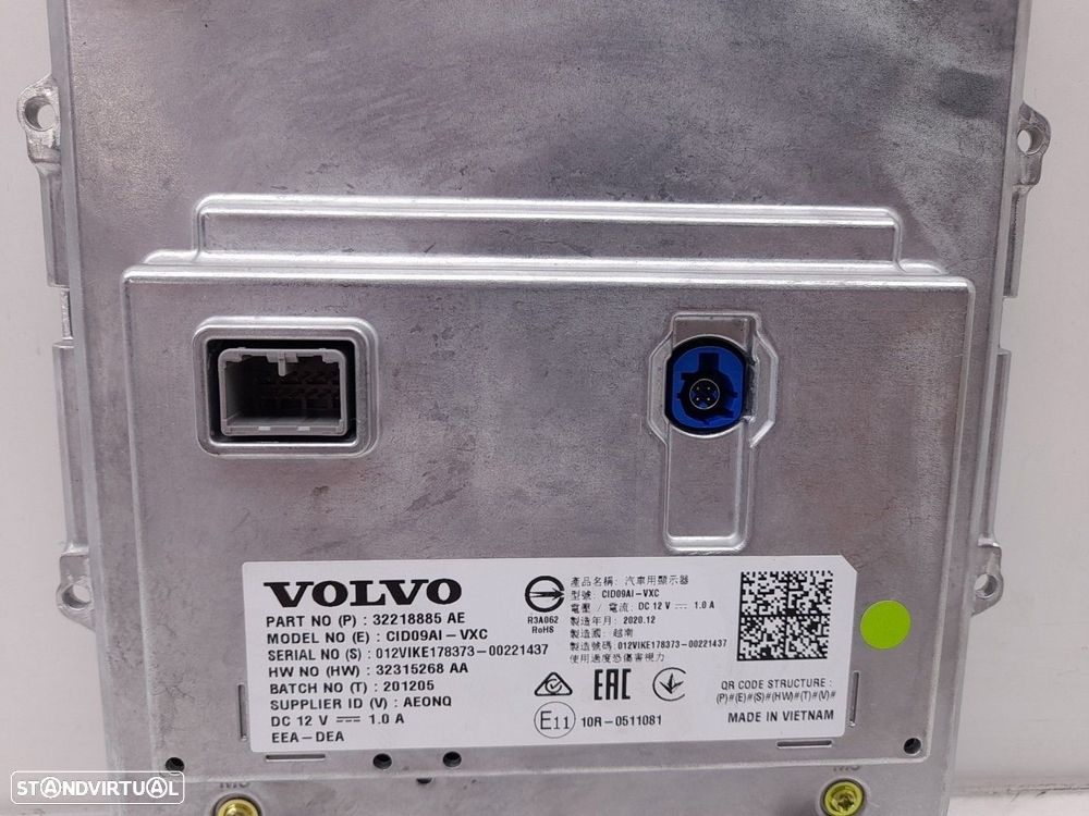 Display / ecrã de informações VOLVO V60 II Cross Country (227) - 3