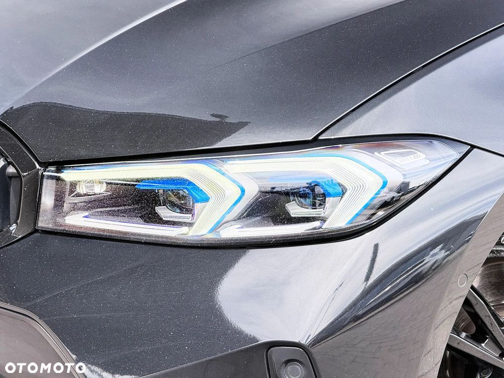 BMW Seria 3 320d xDrive M Sport - 10