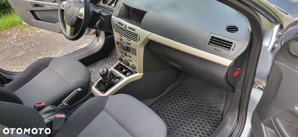 Opel Astra - 8