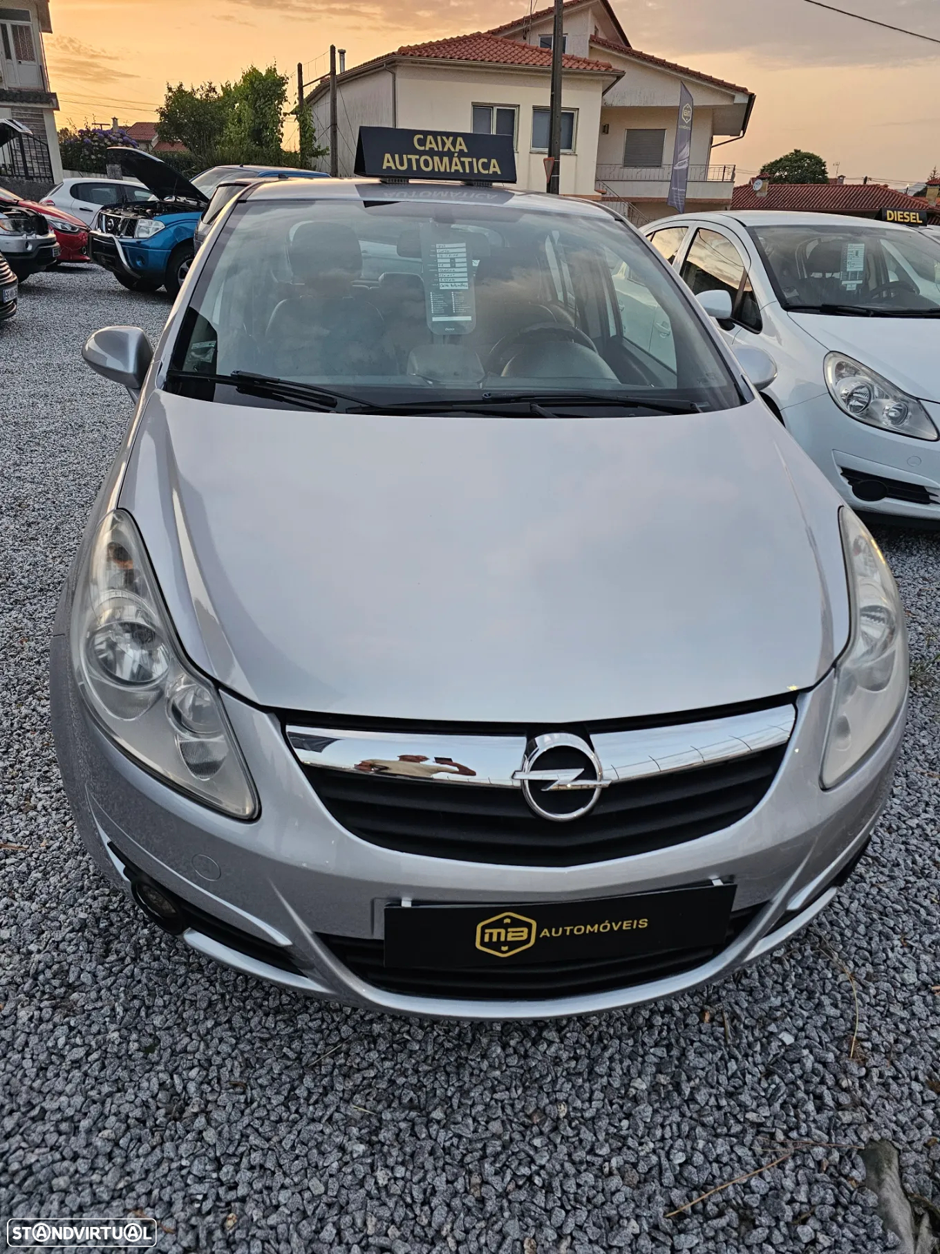 Opel Corsa 1.2 Twin Silver Plus 16 Easytronic - 3