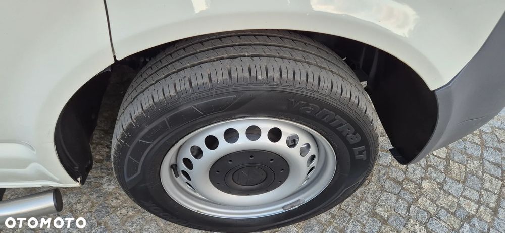 Volkswagen T5 - 39