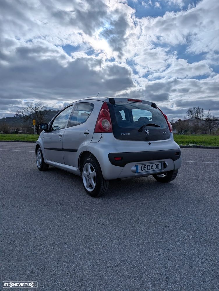 Peugeot 107 1.0 Urban - 3
