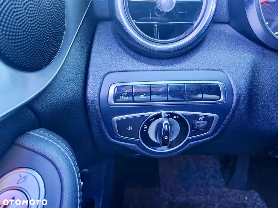Mercedes-Benz Klasa C 200 9G-TRONIC Avantgarde - 20