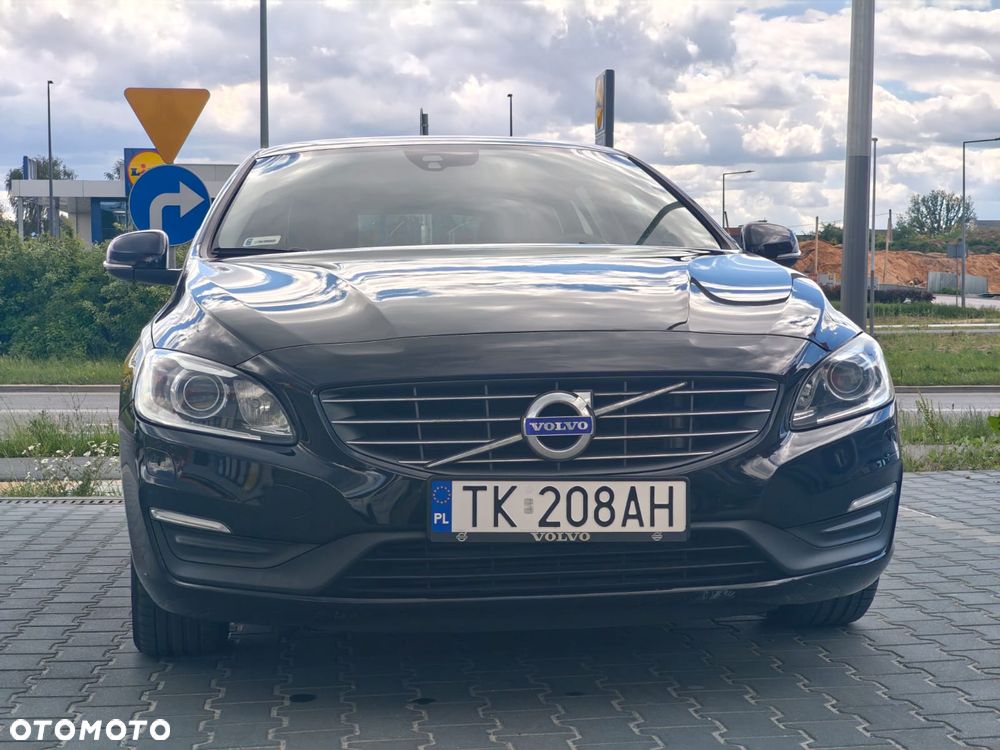 Volvo V60 D3 Drive-E Dynamic Edition (Momentum) - 3