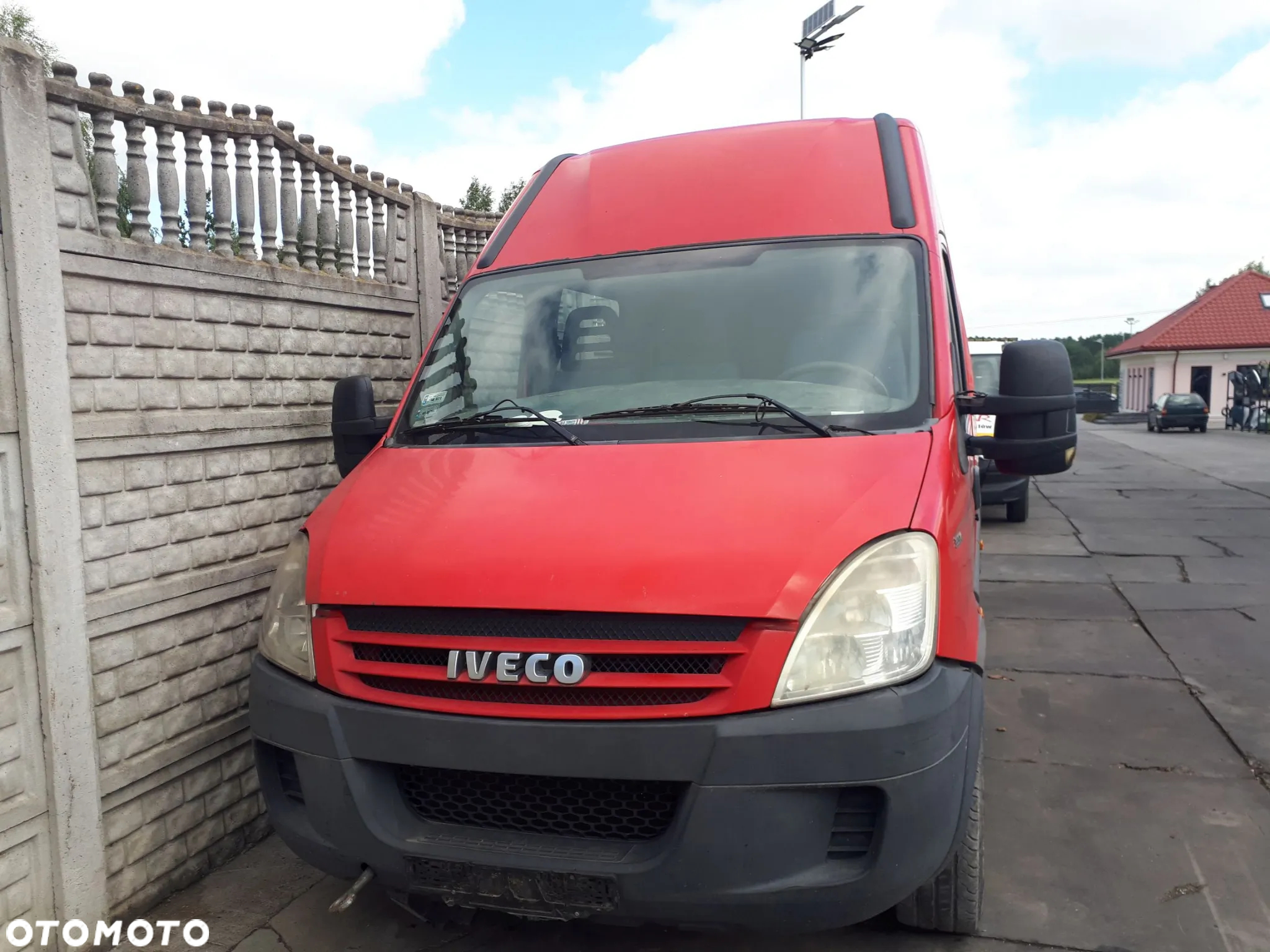 IVECO DAILY III LIFT IV 06-11 BŁOTNIK PRZÓD PRZEDNI PRAWY LEWY - 12