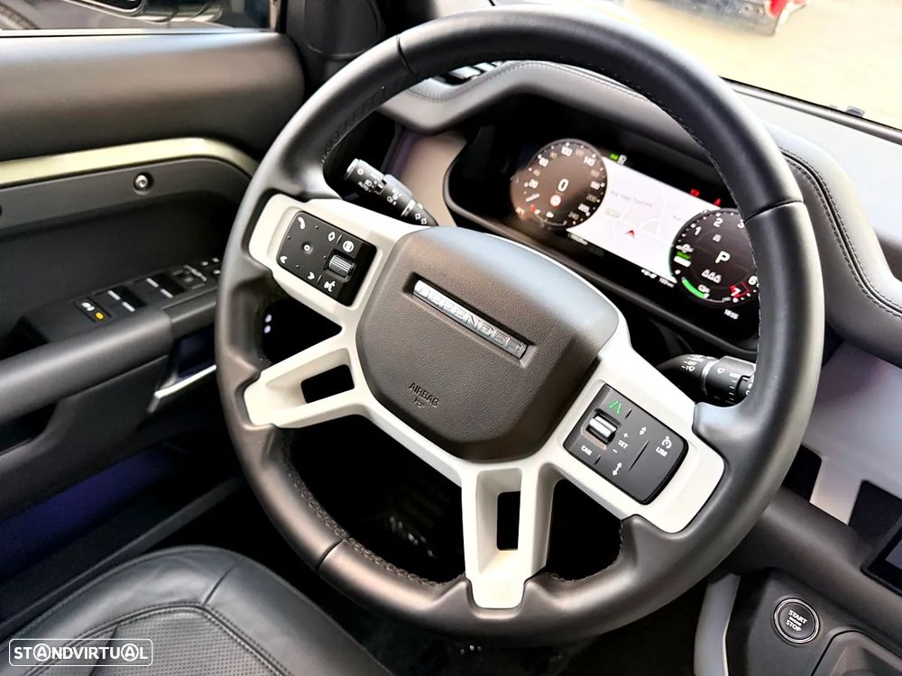 Land Rover Defender 2.0 P300e 110 AWD X-Dynamic HSE - 12