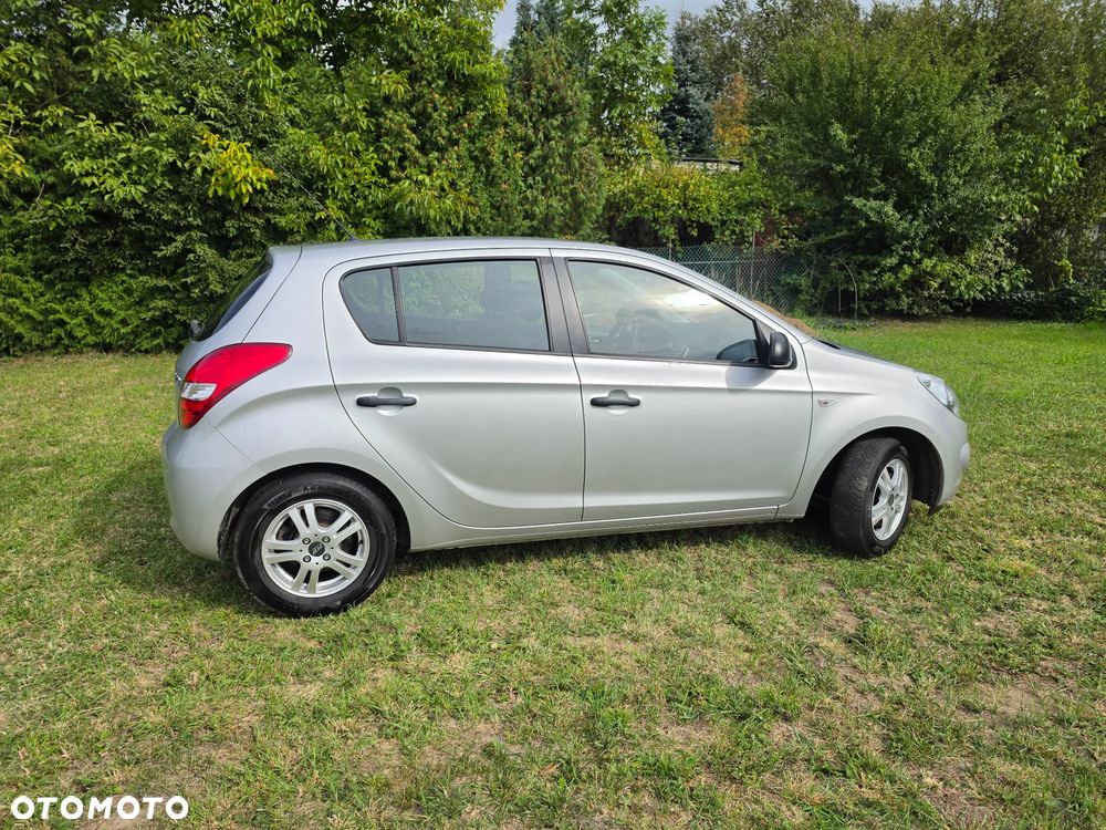 Hyundai i20 1.2 FIFA WM Edition - 5