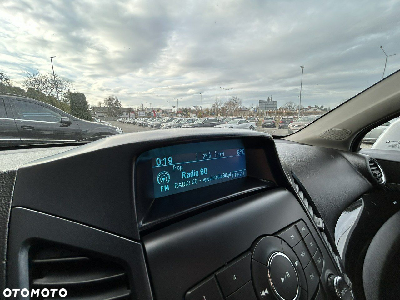 Chevrolet Orlando - 13