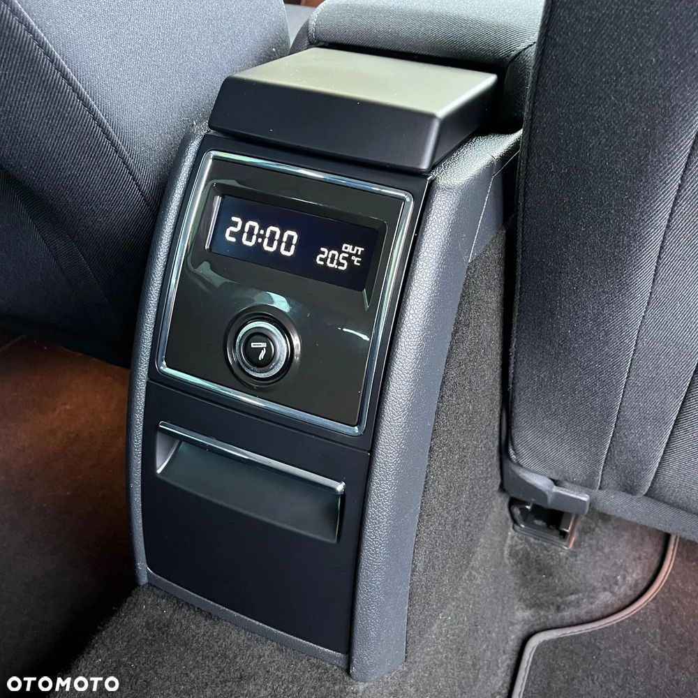 Skoda Superb 2.0 TDI DSG Exclusive - 20
