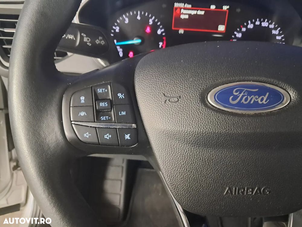 Ford Focus - 12