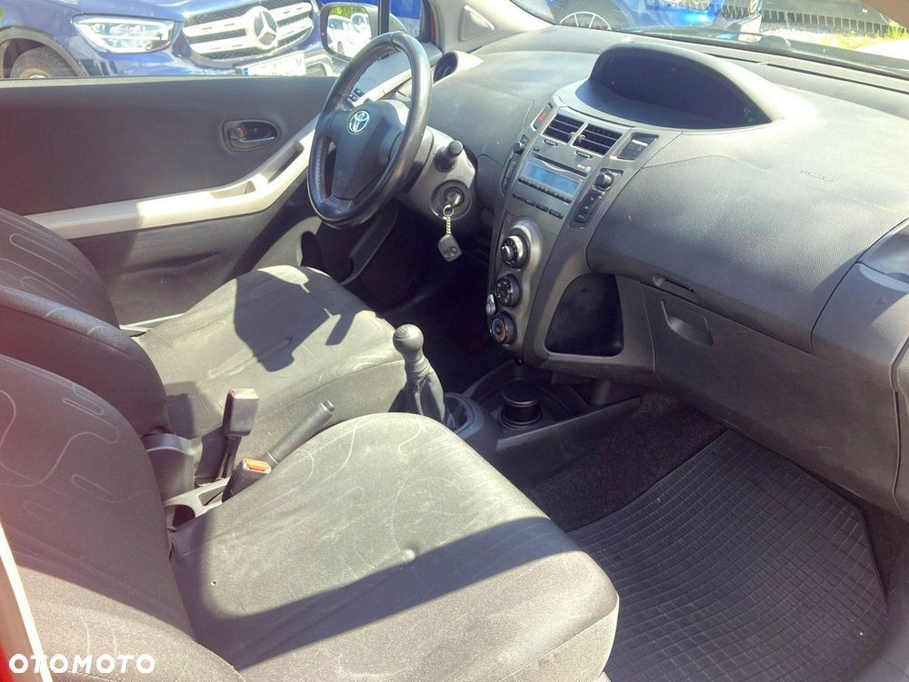 Toyota Yaris 1.0 Luna - 13
