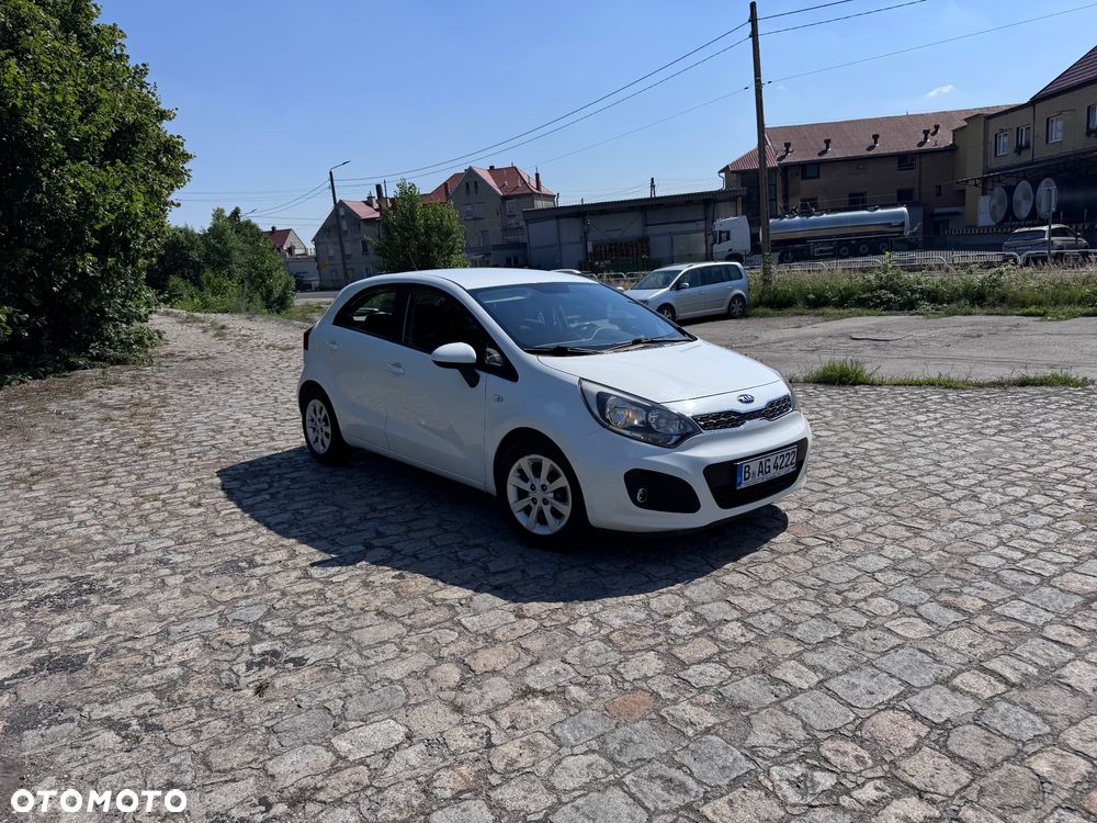 Kia Rio 1.2 Attract - 6