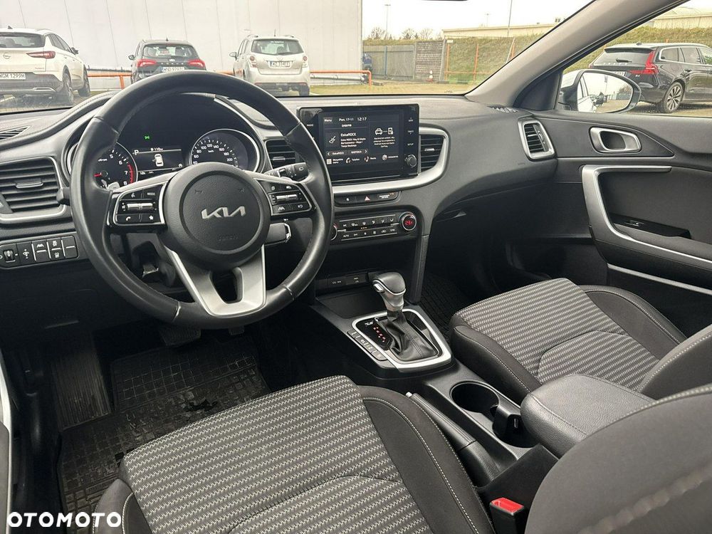 Kia Ceed 1.5 T-GDI M DCT - 13