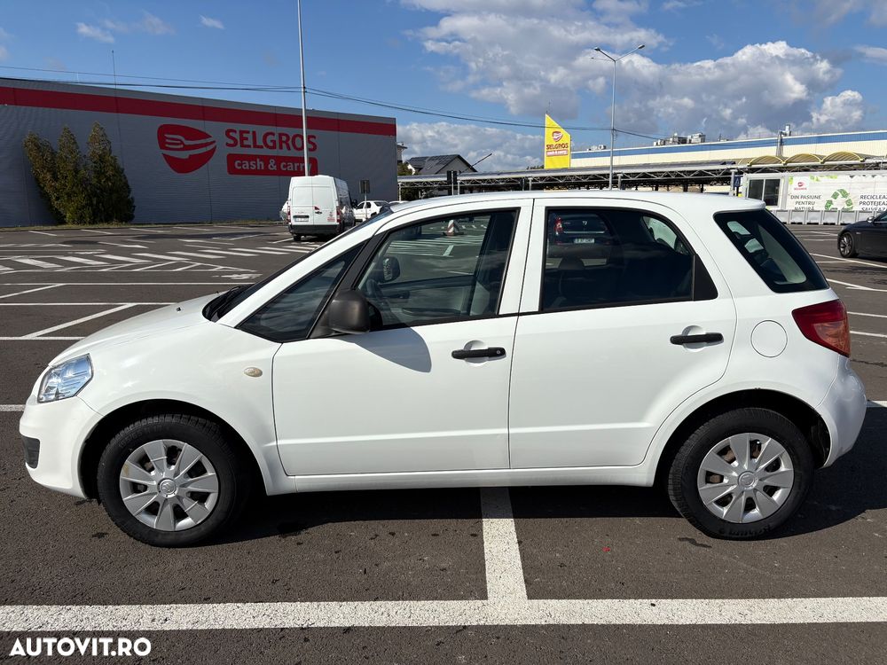 Suzuki SX4 - 10