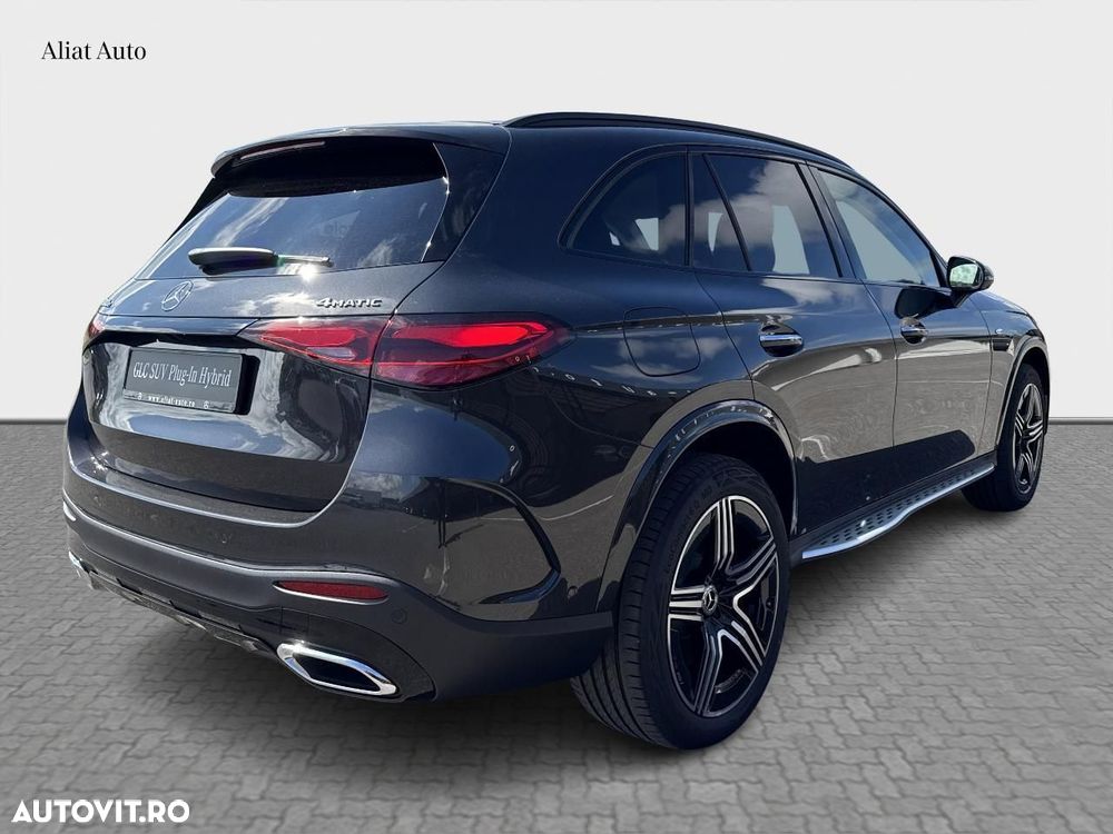 Mercedes-Benz GLC 300 e 4MATIC - 4