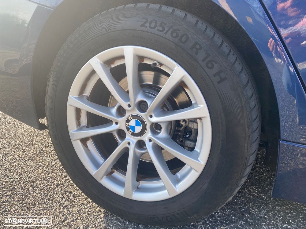 BMW 318 d Advantage - 11