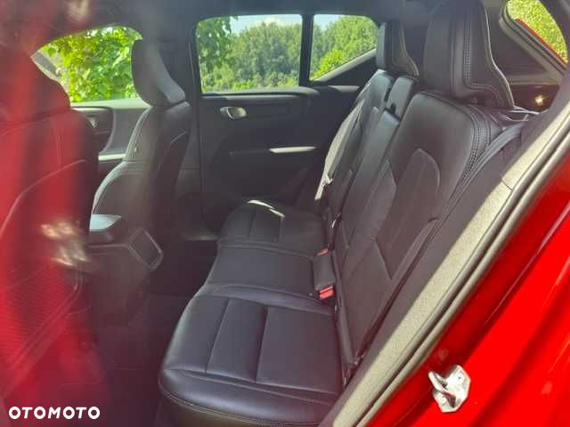 Volvo XC 40 - 6