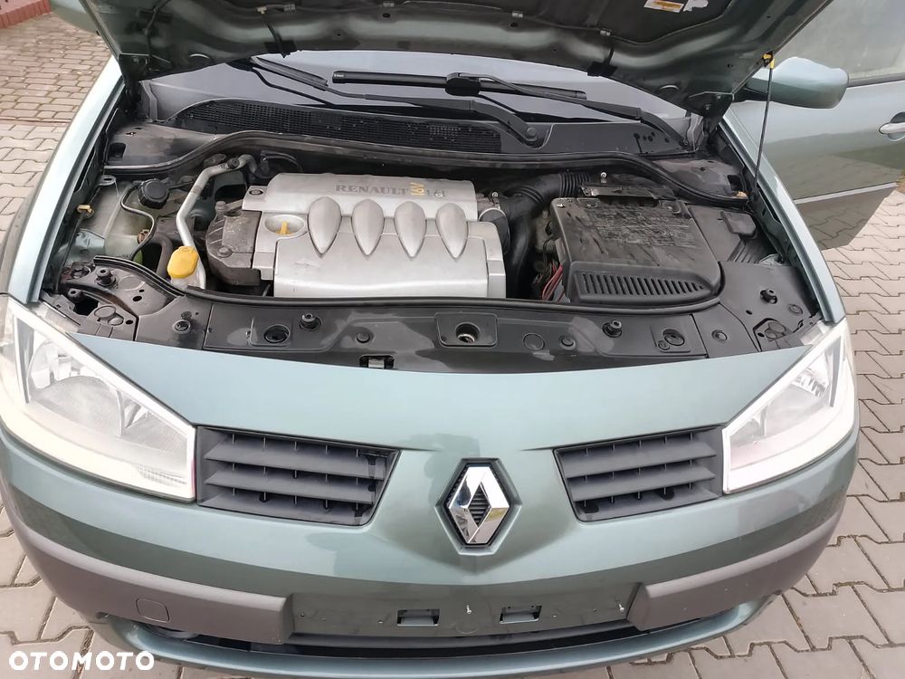 Renault Megane - 11
