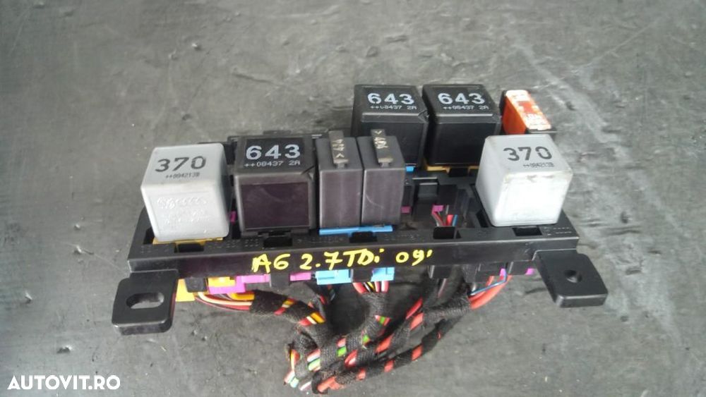 suport cu relee sigurante  audi a6 c6 4f  4f0937503 - 2