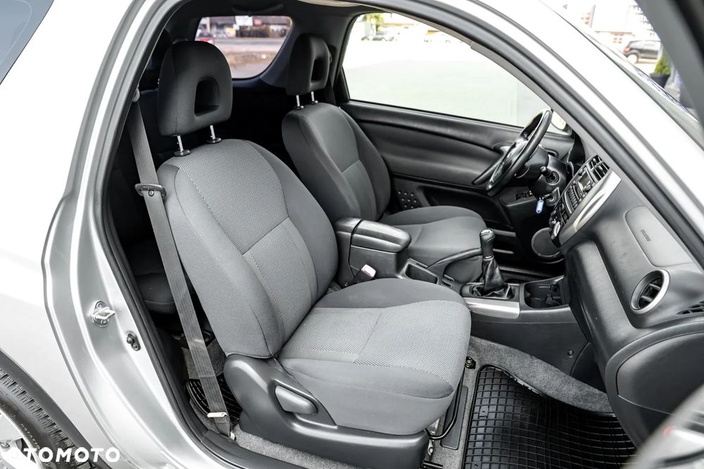 Toyota RAV4 D-4D 4x4 Executive - 18