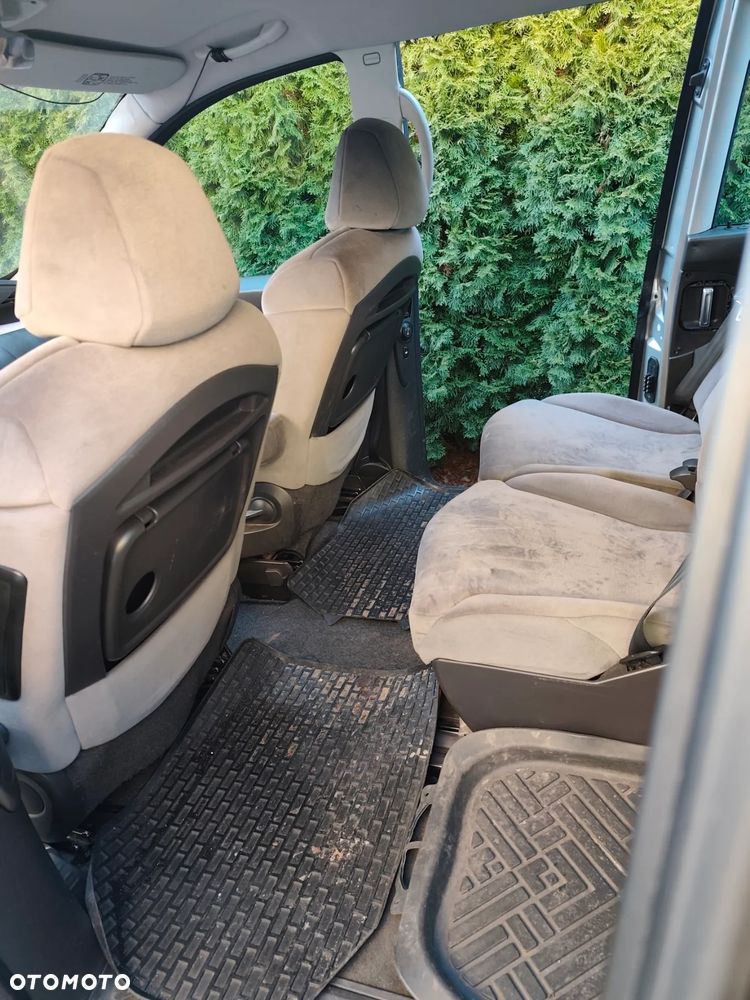 Citroën C8 2.0 16V Confort - 8