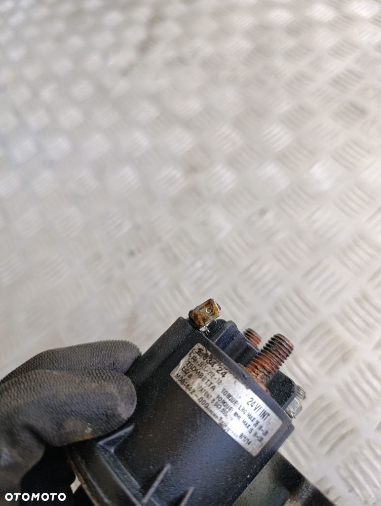 Elektryczna pompa olejowa DC stycznik 684 1261 212 17 - 3