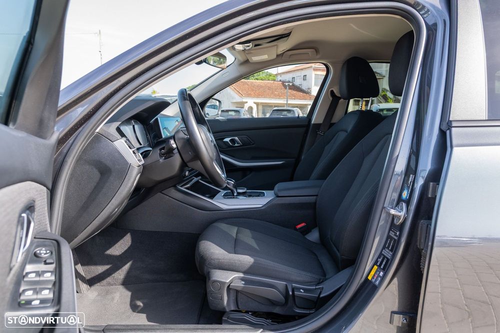 BMW 330 e Corporate Edition Auto - 12