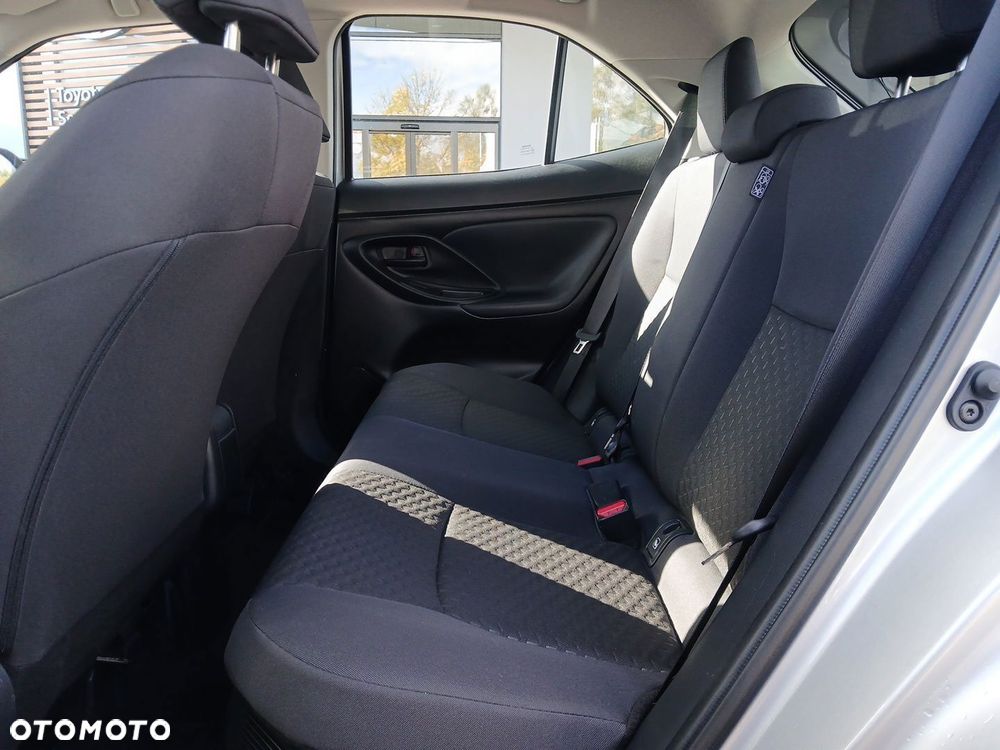 Toyota Yaris Cross Hybrid 1.5 Comfort - 16