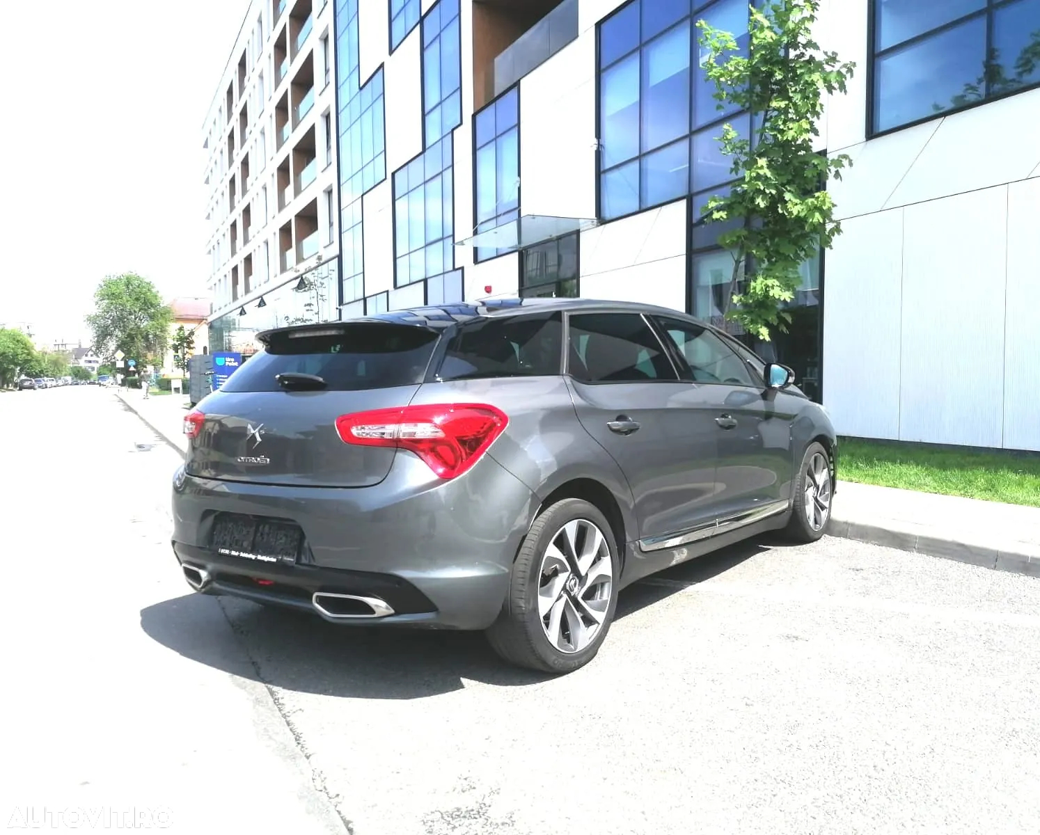 Citroën DS5 HDi 165 Aut. SportChic - 6