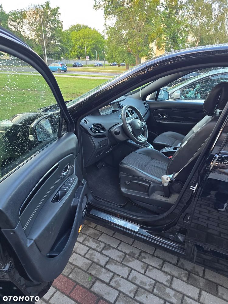 Renault Scenic 1.5 dCi Bose EDition EDC - 8