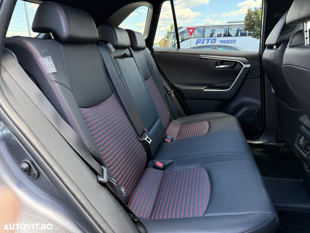 Suzuki Across 2.5 CVT PHEV Luxus - 16