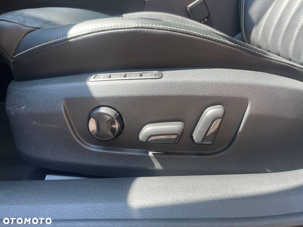 Skoda Superb 2.0 TDI SCR Style DSG - 12