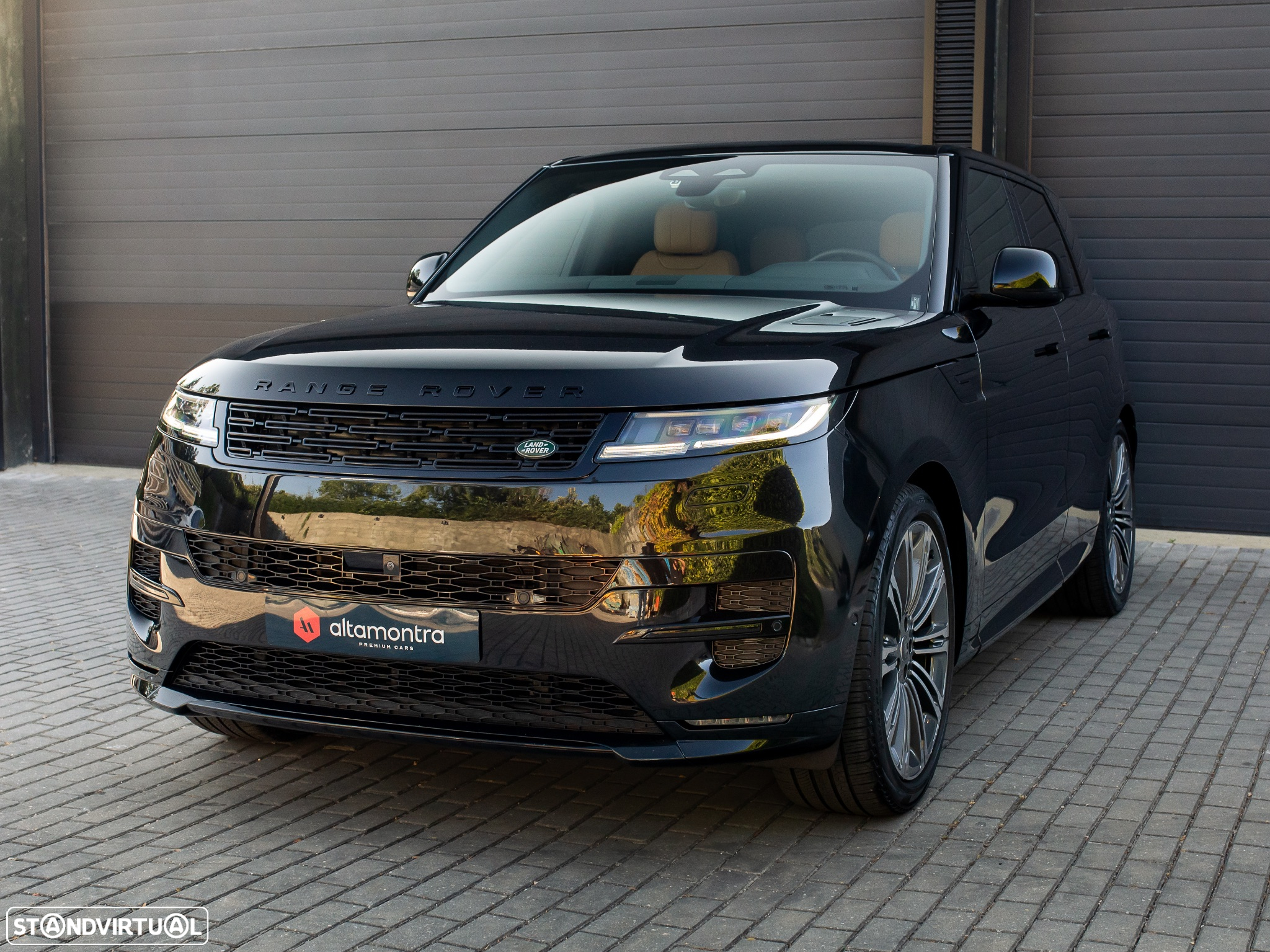 Land Rover Range Rover Sport D300 Dynamic SE - 4