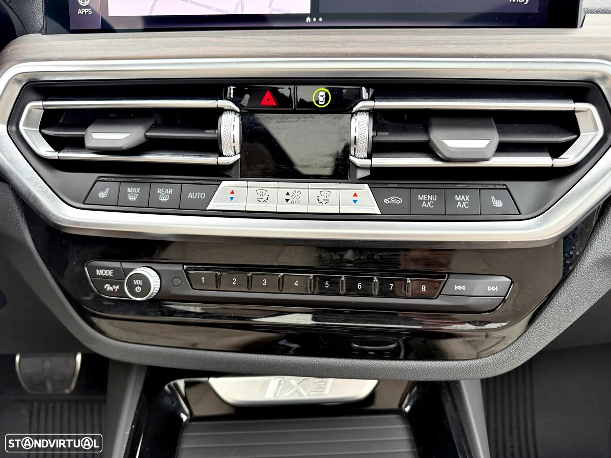 BMW iX3 Inspiring - 20