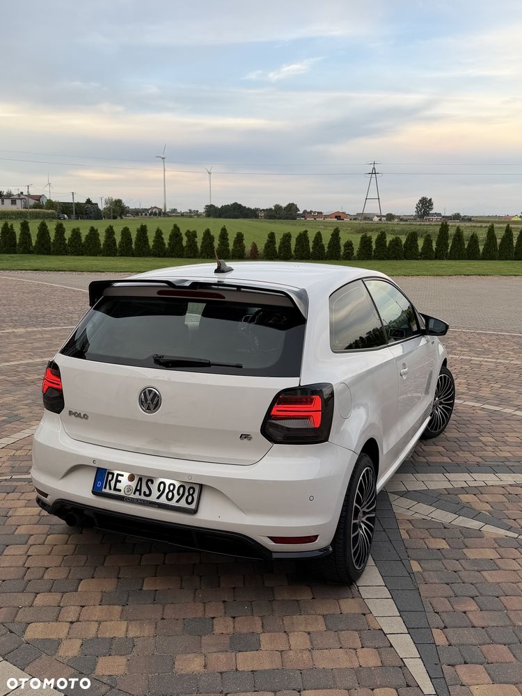 Volkswagen Polo - 4
