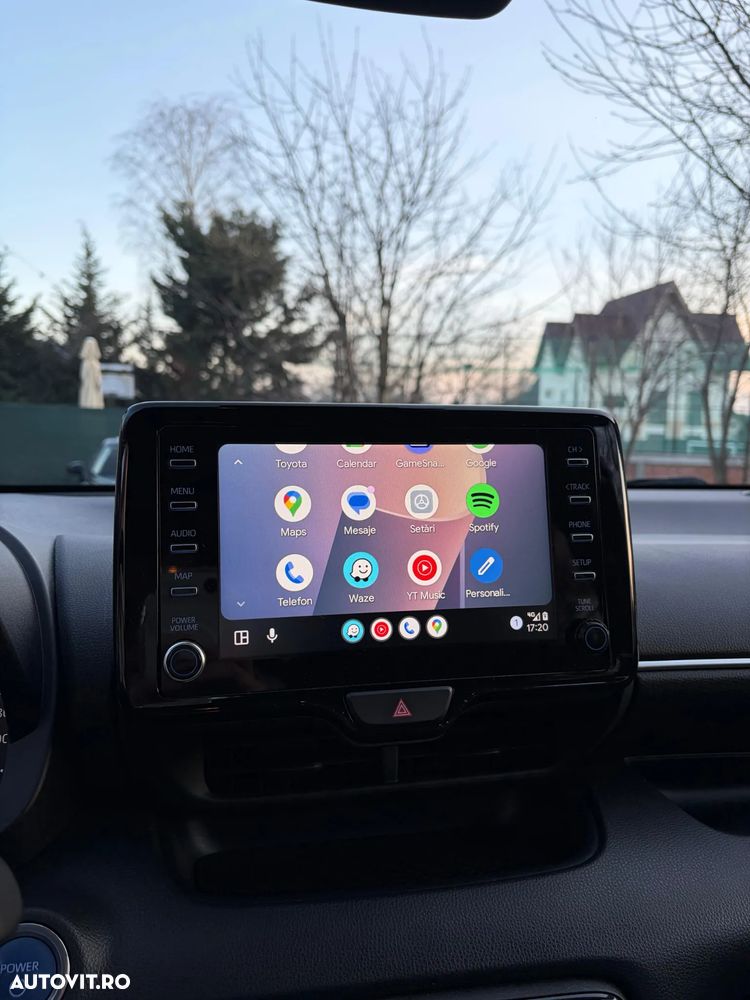 Toyota Yaris 1.5 VVT-i Team Deutschland - 16