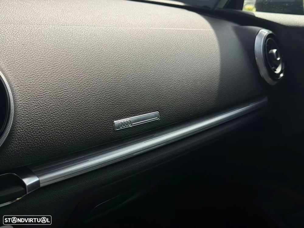 Audi A3 Sportback 1.6 TDI Sport S tronic - 29
