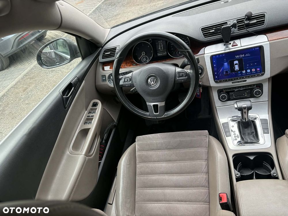 Volkswagen Passat 2.0 TDI Highline DSG - 9